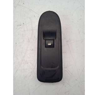 MANDO ELEVALUNAS DELANTERO...