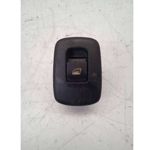 MANDO ELEVALUNAS TRASERO...