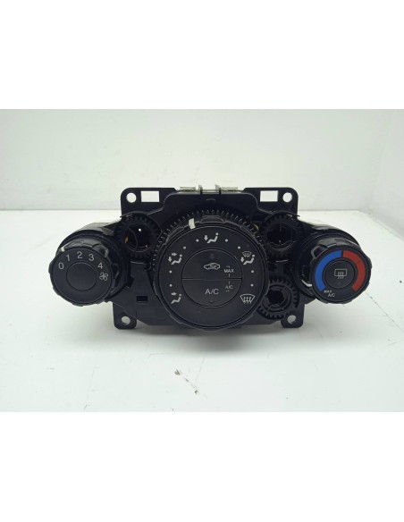 Recambio de mando climatizador para ford fiesta (ccn) 1.5 tdci cat referencia OEM IAM E1064277  