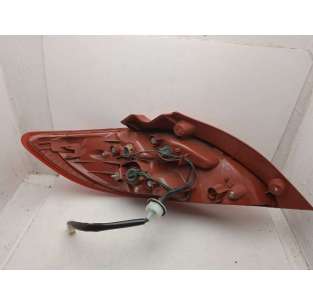 PILOTO TRASERO DERECHO... 2