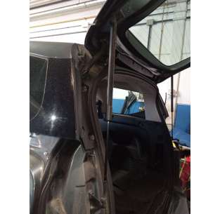 AMORTIGUADORES MALETERO /... 2