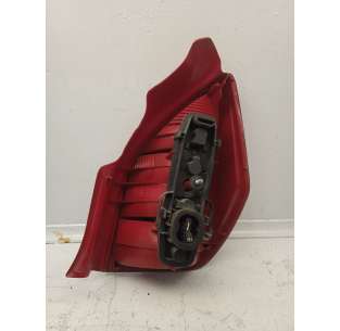 PILOTO TRASERO IZQUIERDO... 2