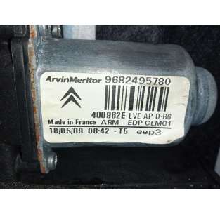 ELEVALUNAS DELANTERO... 2