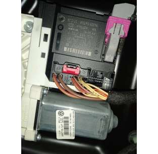 ELEVALUNAS DELANTERO... 2