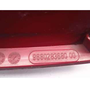 PILOTO TRASERO DERECHO... 2