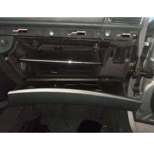 GUANTERA MERCEDES-BENZ... 2