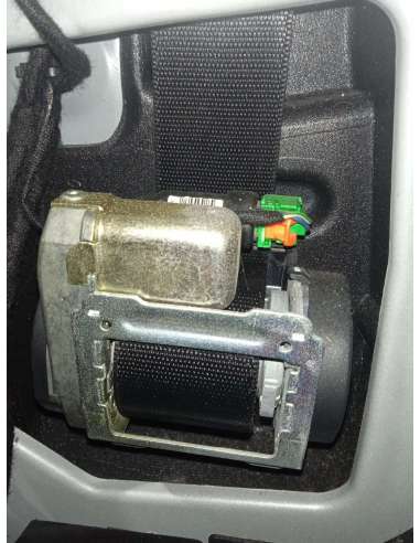CINTURON SEGURIDAD DELANTERO DERECHO...