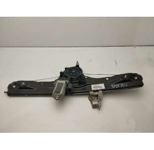 ELEVALUNAS DELANTERO...