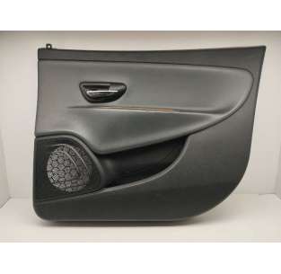 GUARNECIDO PUERTA DELANTERA...