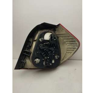 PILOTO TRASERO IZQUIERDO... 2