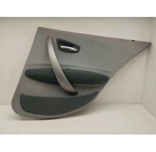 GUARNECIDO PUERTA TRASERA...