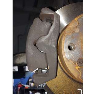 PINZA DE FRENO DELANTERA...