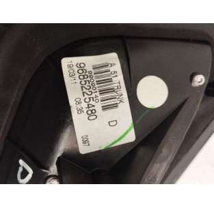 PILOTO TRASERO DERECHO... 2