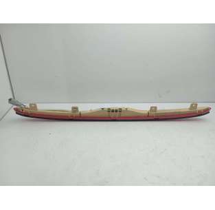 PILOTO TRASERO CENTRAL... 2