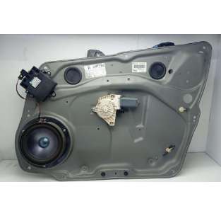 ELEVALUNAS DELANTERO...