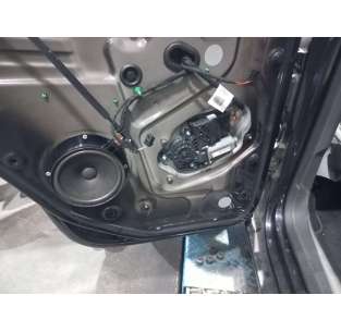 MOTOR ELEVALUNAS TRASERO...