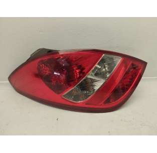 PILOTO TRASERO IZQUIERDO...