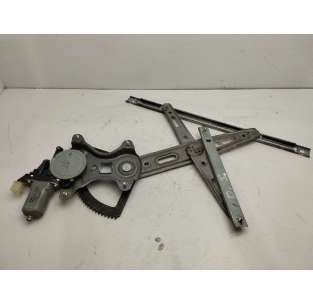 ELEVALUNAS DELANTERO...