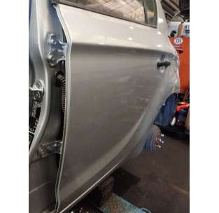 PUERTA TRASERA IZQUIERDA... 2