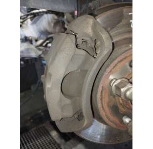 PINZA DE FRENO DELANTERA...