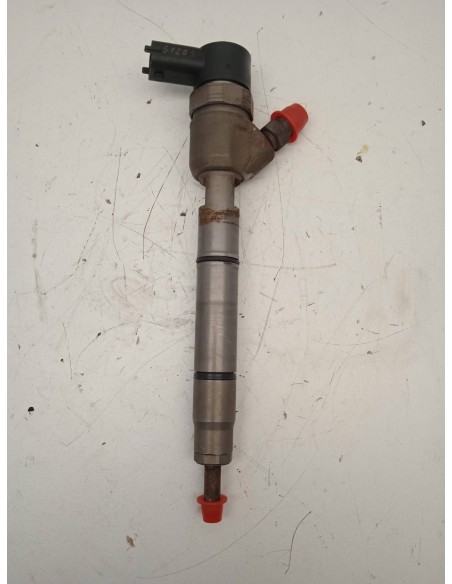 Recambio de inyector para kia cee´d 1.6 crdi cat referencia OEM IAM 0445110320  