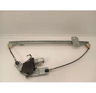 ELEVALUNAS DELANTERO...