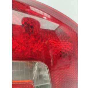 PILOTO TRASERO DERECHO... 2