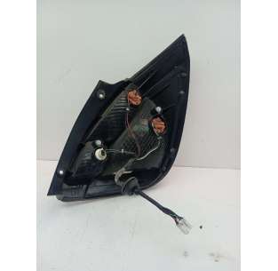 PILOTO TRASERO IZQUIERDO... 2