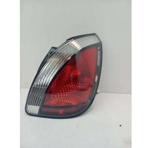 PILOTO TRASERO DERECHO KIA...