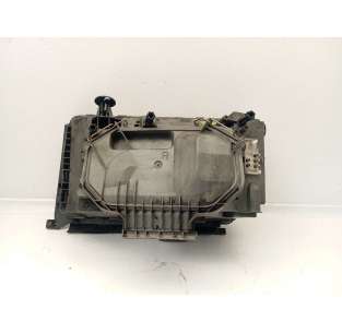 FARO DERECHO MERCEDES-BENZ... 2