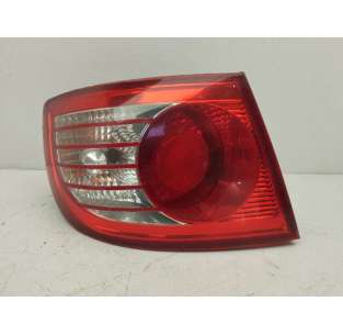 PILOTO TRASERO IZQUIERDO...