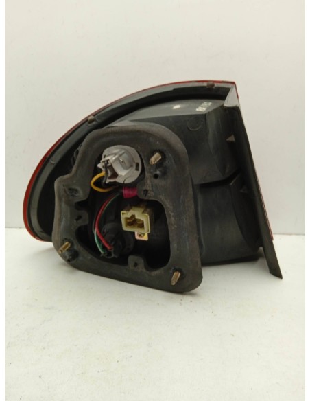Recambio de piloto trasero derecho para daewoo lanos referencia OEM IAM 96304621 INT.BLANCO 4 PUERTAS