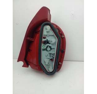 PILOTO TRASERO IZQUIERDO... 2