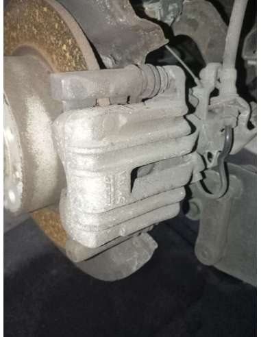 PINZA DE FRENO TRASERA DERECHA -...