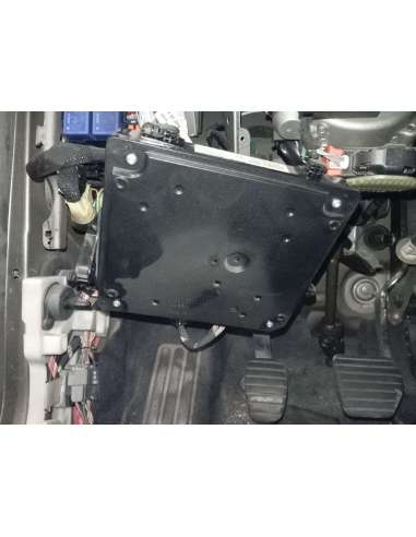 CAJA RELES / FUSIBLES RENAULT SCENIC...