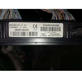 CAJA RELES / FUSIBLES... 2