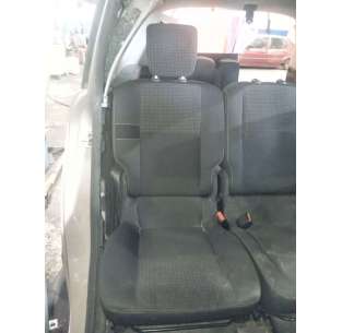 ASIENTOS TRASERO DERECHO...