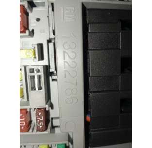 CAJA RELES / FUSIBLES OPEL... 2