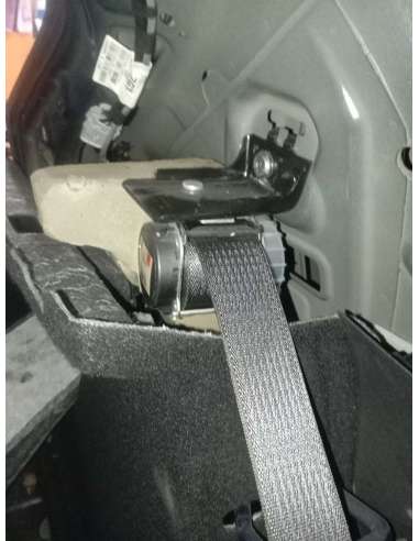 CINTURON SEGURIDAD TRASERO IZQUIERDO...