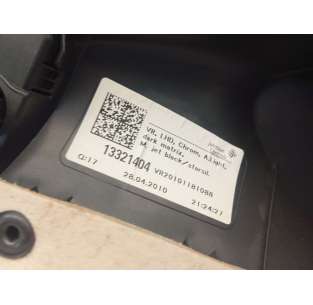 GUARNECIDO PUERTA DELANTERA... 2