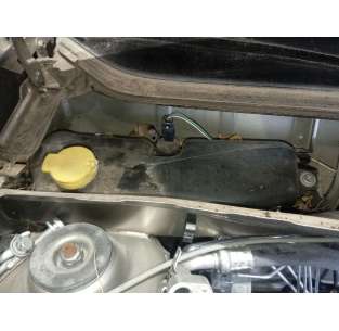 DEPOSITO LIMPIA DACIA LOGAN... 2