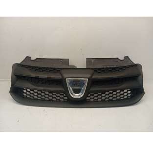 REJILLA DELANTERA DACIA...