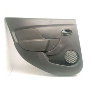 GUARNECIDO PUERTA TRASERA...