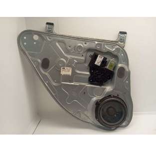 ELEVALUNAS TRASERO...