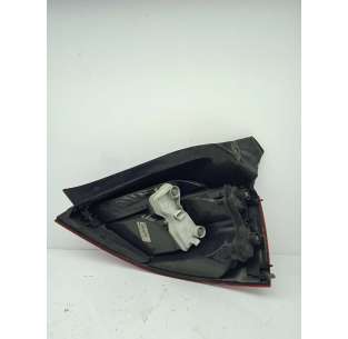 PILOTO TRASERO IZQUIERDO... 2