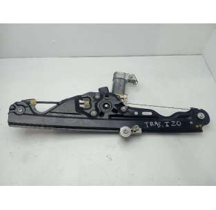 ELEVALUNAS TRASERO...