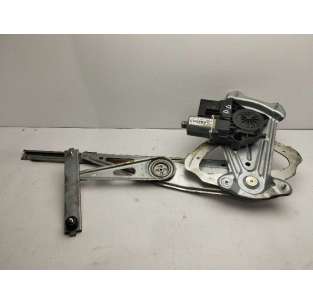 ELEVALUNAS DELANTERO...