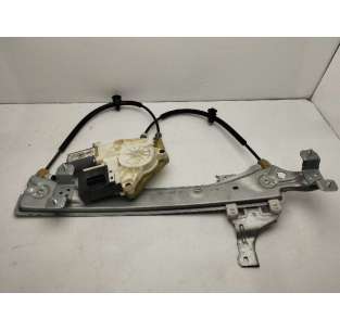 ELEVALUNAS TRASERO DERECHO...