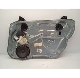 ELEVALUNAS DELANTERO...