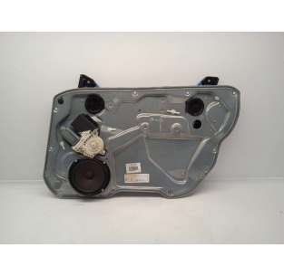 ELEVALUNAS DELANTERO...